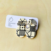 Load image into Gallery viewer, MERIT DANGLES - NONNA