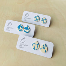 Load image into Gallery viewer, TEAR STUDS - GRID