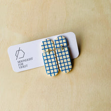 Load image into Gallery viewer, CAPSULE DANGLES - GRID