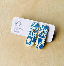 Load image into Gallery viewer, CAPSULES DANGLES - FLORA