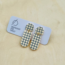 Load image into Gallery viewer, CAPSULE DANGLES - GRID