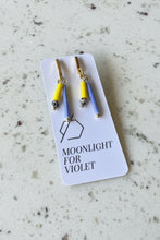 Load image into Gallery viewer, Breton dangles - Yellow
